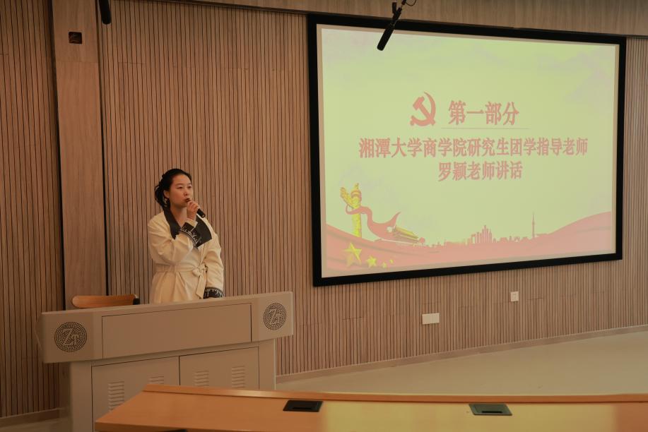 749b893671e890333e309f45b0686932