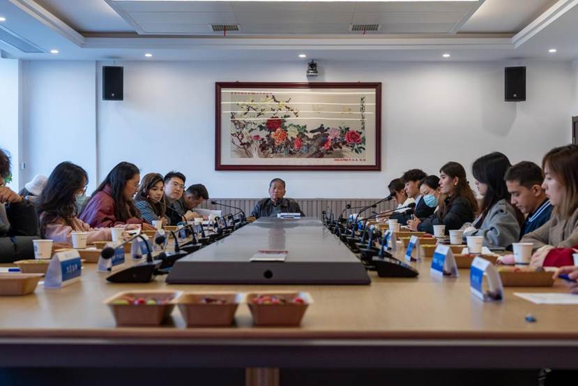 座谈会-18_20251123161537